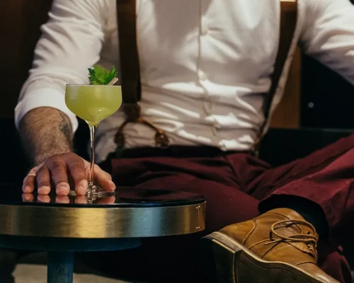 Clip Joint - Platform 18