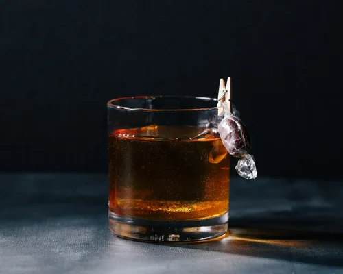 Vintage Sass - Sunny's Lounge